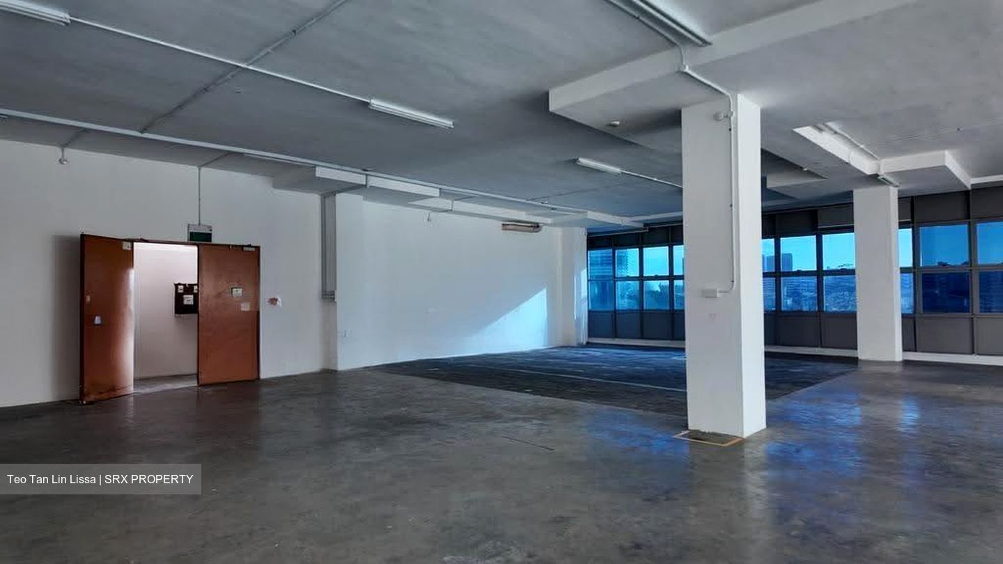 Uni-tech Centre (D22), Factory #631747231